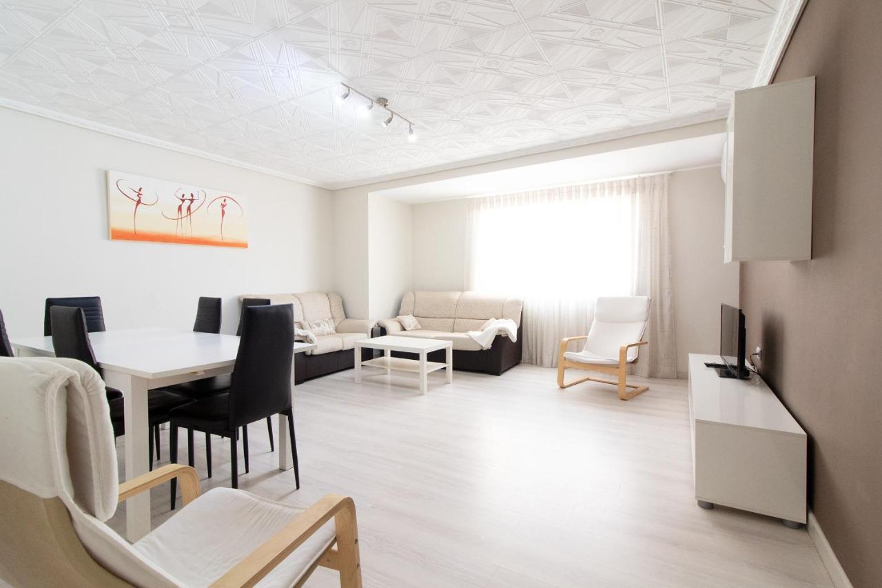 Global Properties, Apartamento De 4 Habitaciones A 100 M De La Playa Пуерто-де-Сагунто Екстер'єр фото