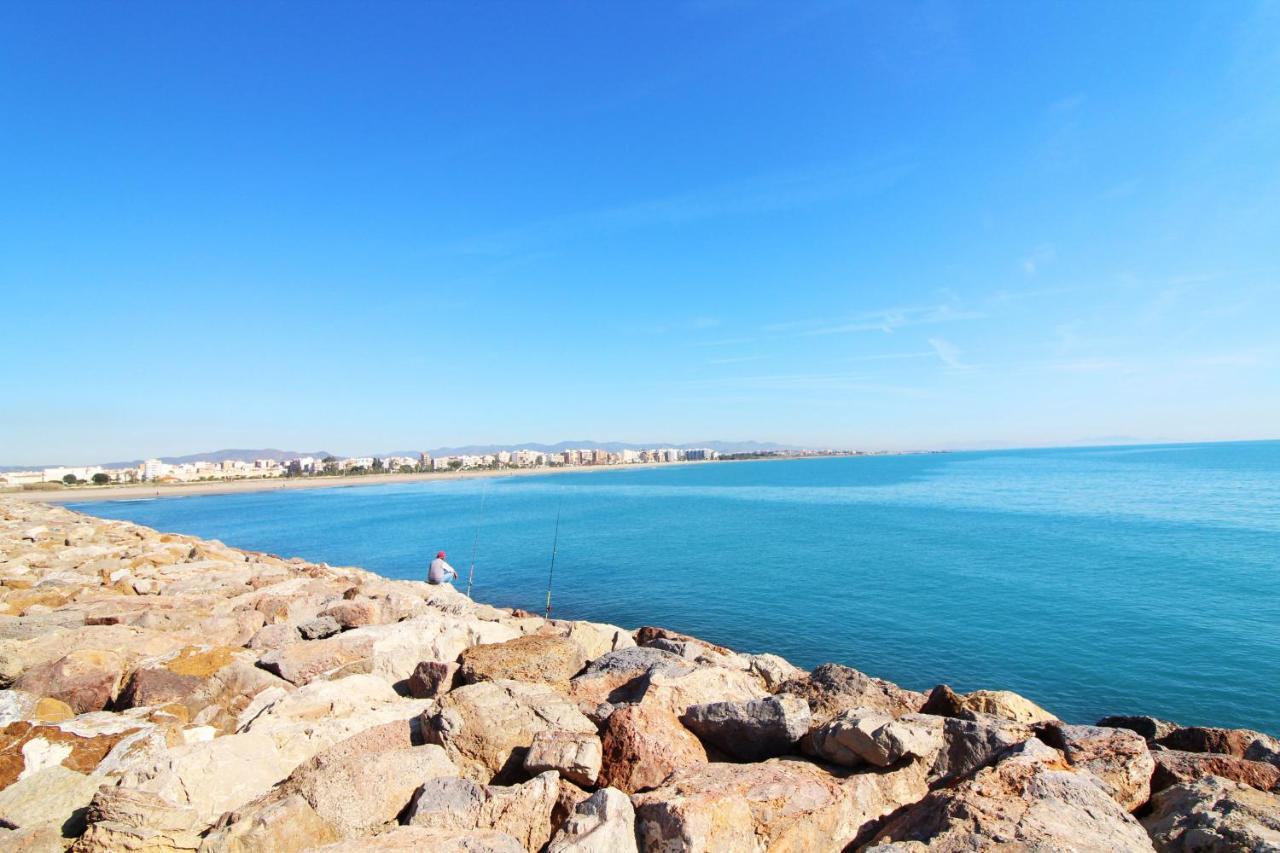 Global Properties, Apartamento De 4 Habitaciones A 100 M De La Playa Пуерто-де-Сагунто Екстер'єр фото